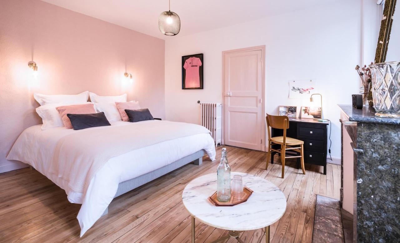 La Bicicleta Ravito Bed & Breakfast Souillac Exterior photo